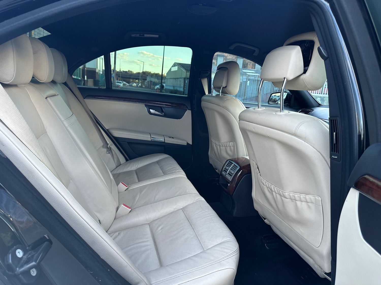 Used Mercedes-Benz S-Class 2009 for sale - 76046663: Photo 17