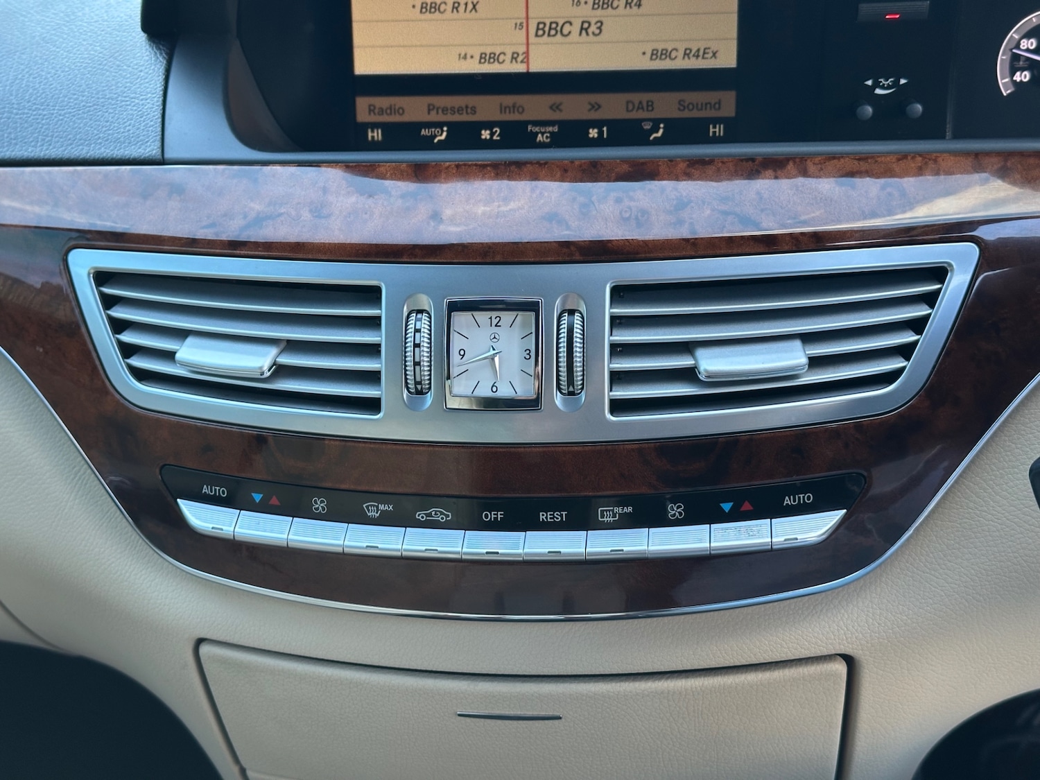 Used Mercedes-Benz S-Class 2009 for sale - 76046663: Photo 32