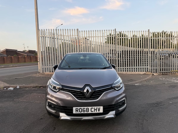 Used Renault Captur 2018 for sale - 75022326: Photo 2