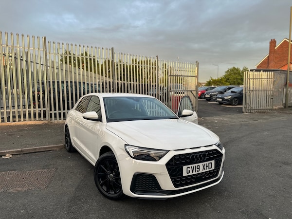 Used Audi A1 2019 for sale - 75058512: Photo 2