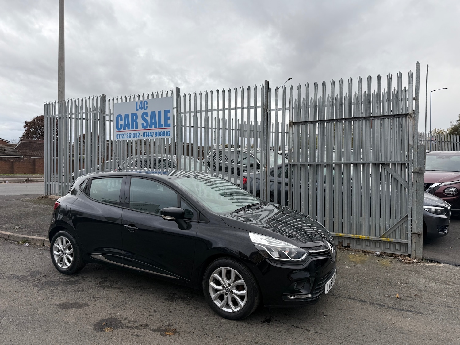 Used Renault Clio 2017 for sale - 76354989: Photo 16