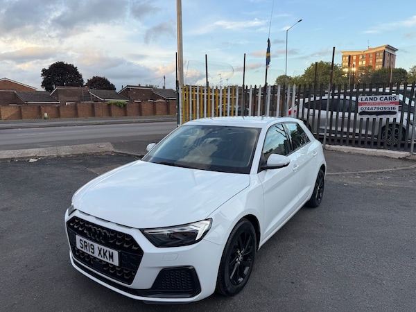 Used Audi A1 2019 for sale - 74809095: Photo 2