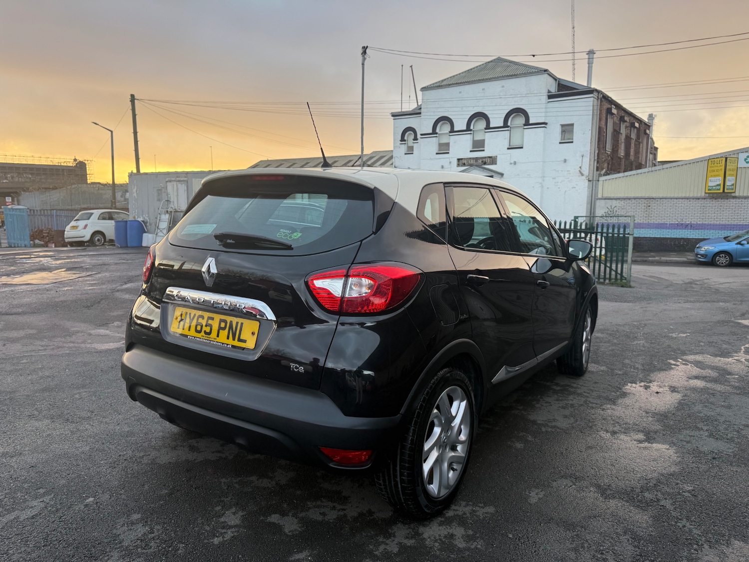 Used Renault Captur 2015 for sale - 76894517: Photo 11