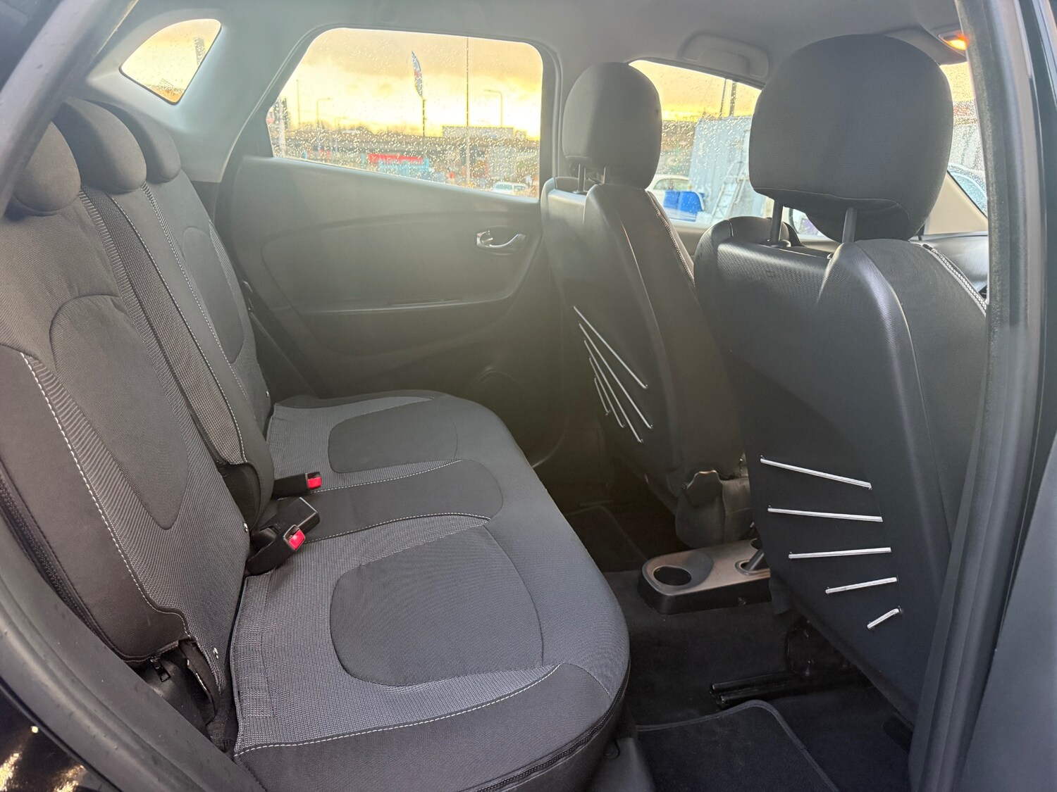 Used Renault Captur 2015 for sale - 76894517: Photo 20