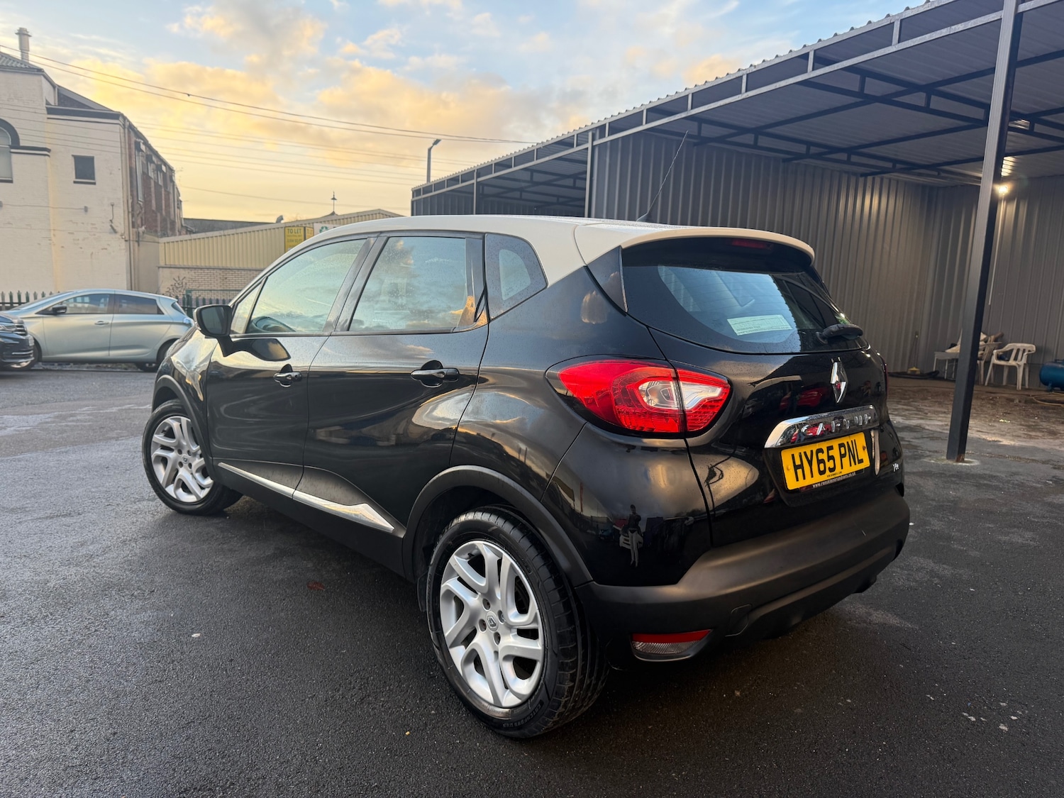 Used Renault Captur 2015 for sale - 76894517: Photo 25