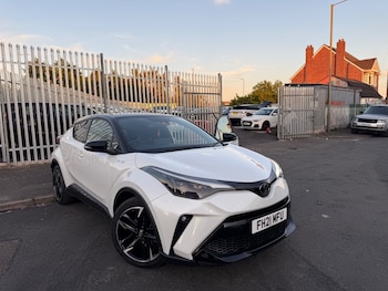 Used Toyota C-HR 2021 for sale - 75232031: Photo
