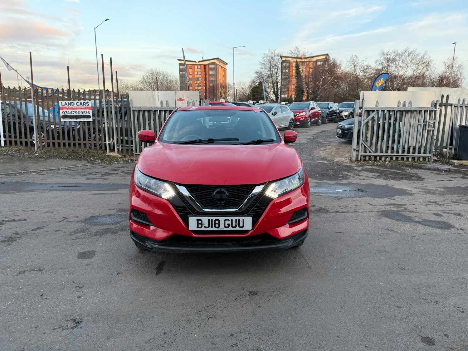 Used Nissan Qashqai 2018 for sale - 76290614: Photo 2
