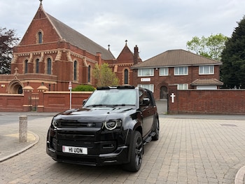 Used Land Rover Defender 2023 for sale - 78533303: Photo