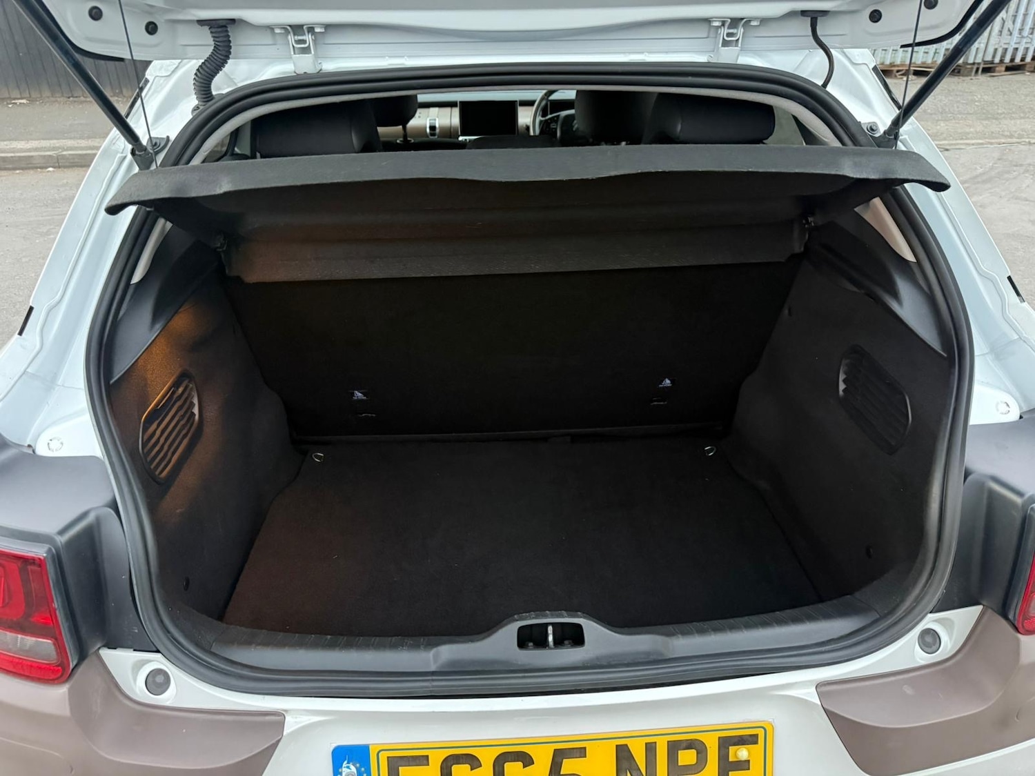 Used Citroen C4 Cactus 2015 for sale - 78139327: Photo 12