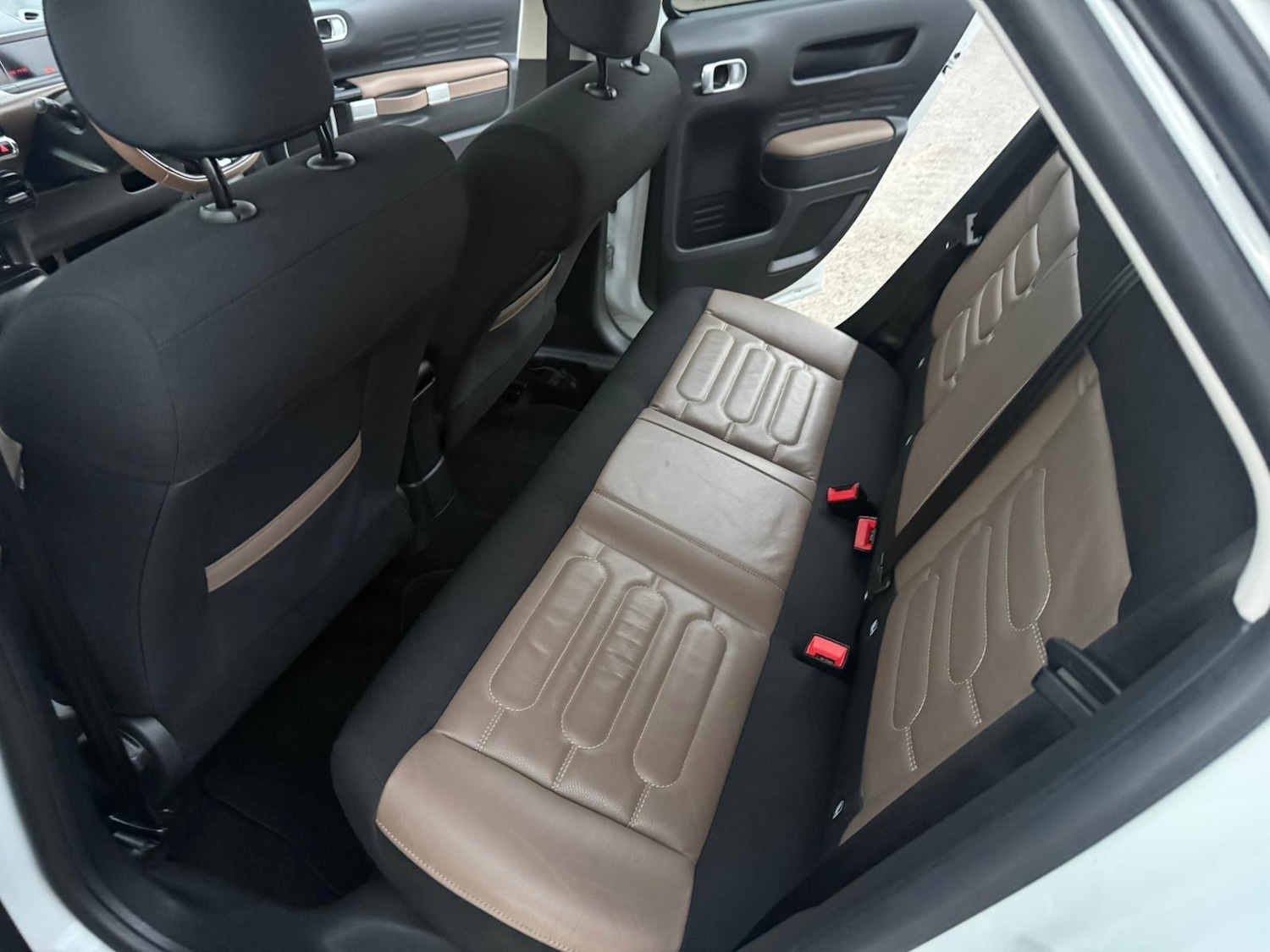 Used Citroen C4 Cactus 2015 for sale - 78139327: Photo 17