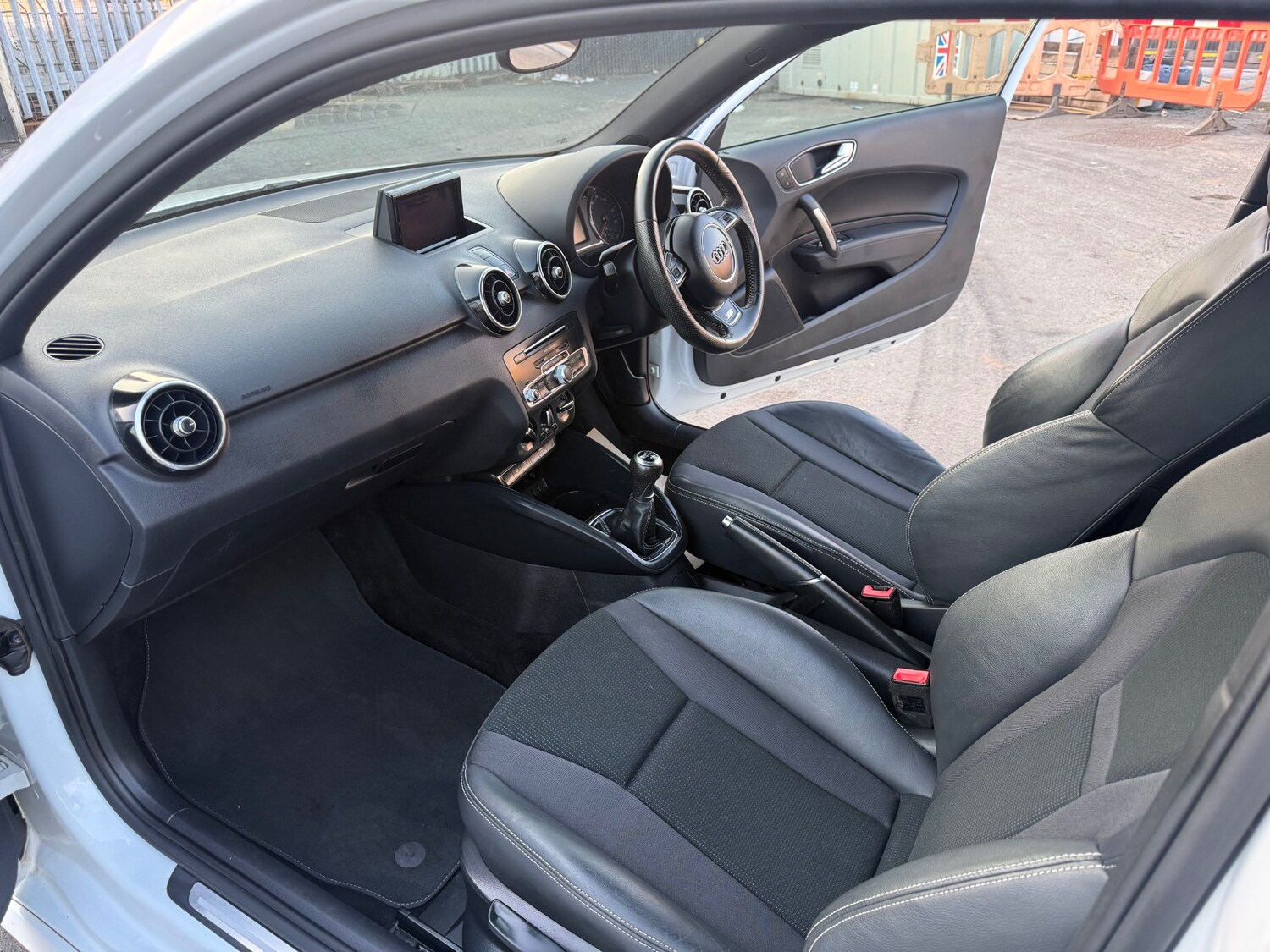 Used Audi A1 2015 for sale - 77976238: Photo 9