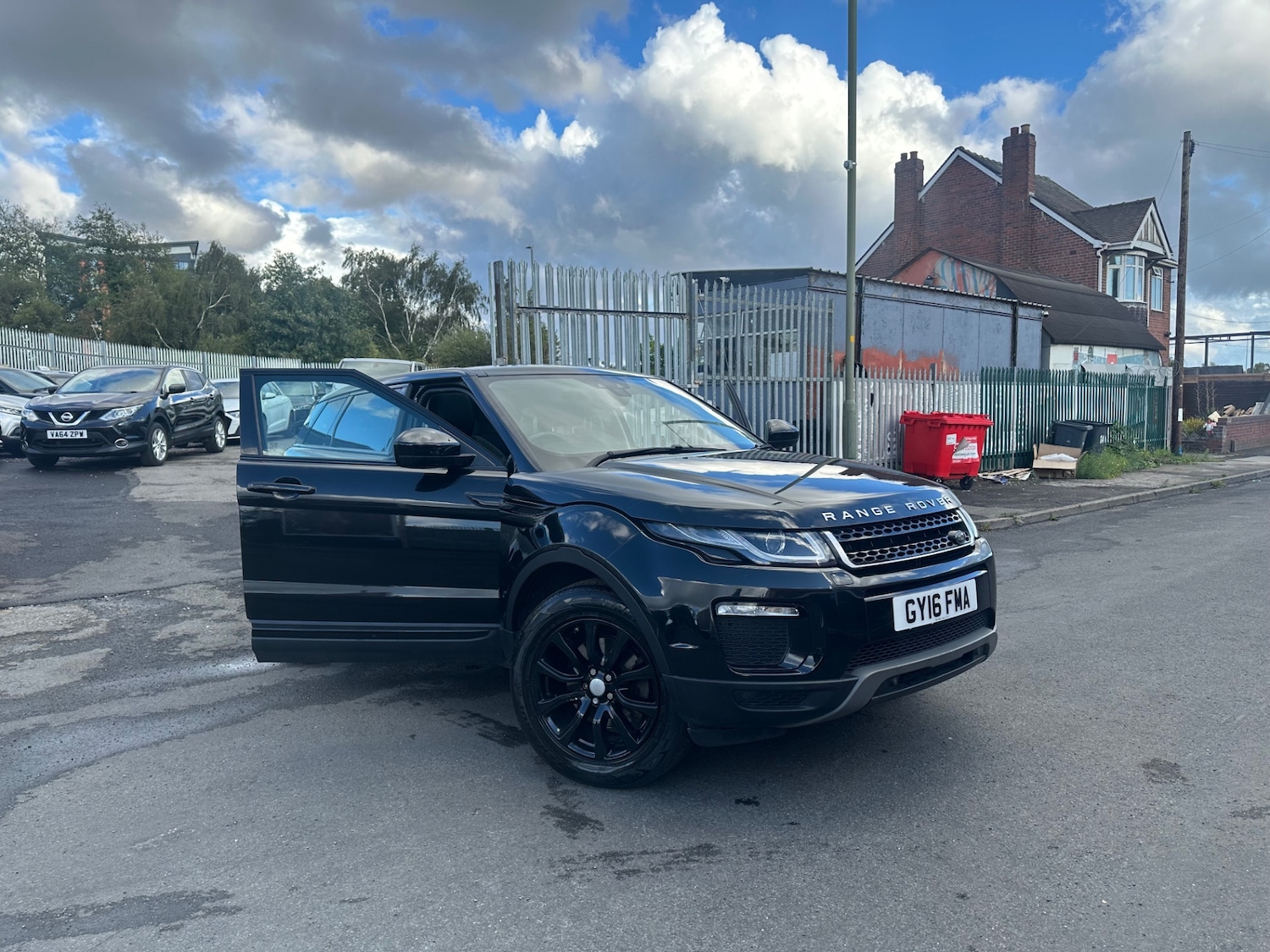 Used Land Rover Range Rover Evoque 2016 for sale - 76290550: Photo 2