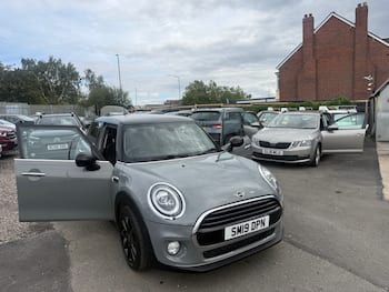 Used MINI Hatch 2019 for sale - 79703635: Photo