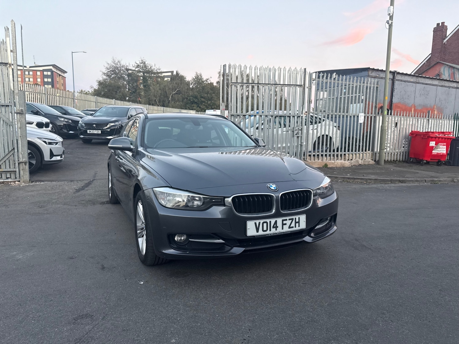 Used BMW 3 Series 2014 for sale - 76206289: Photo 2