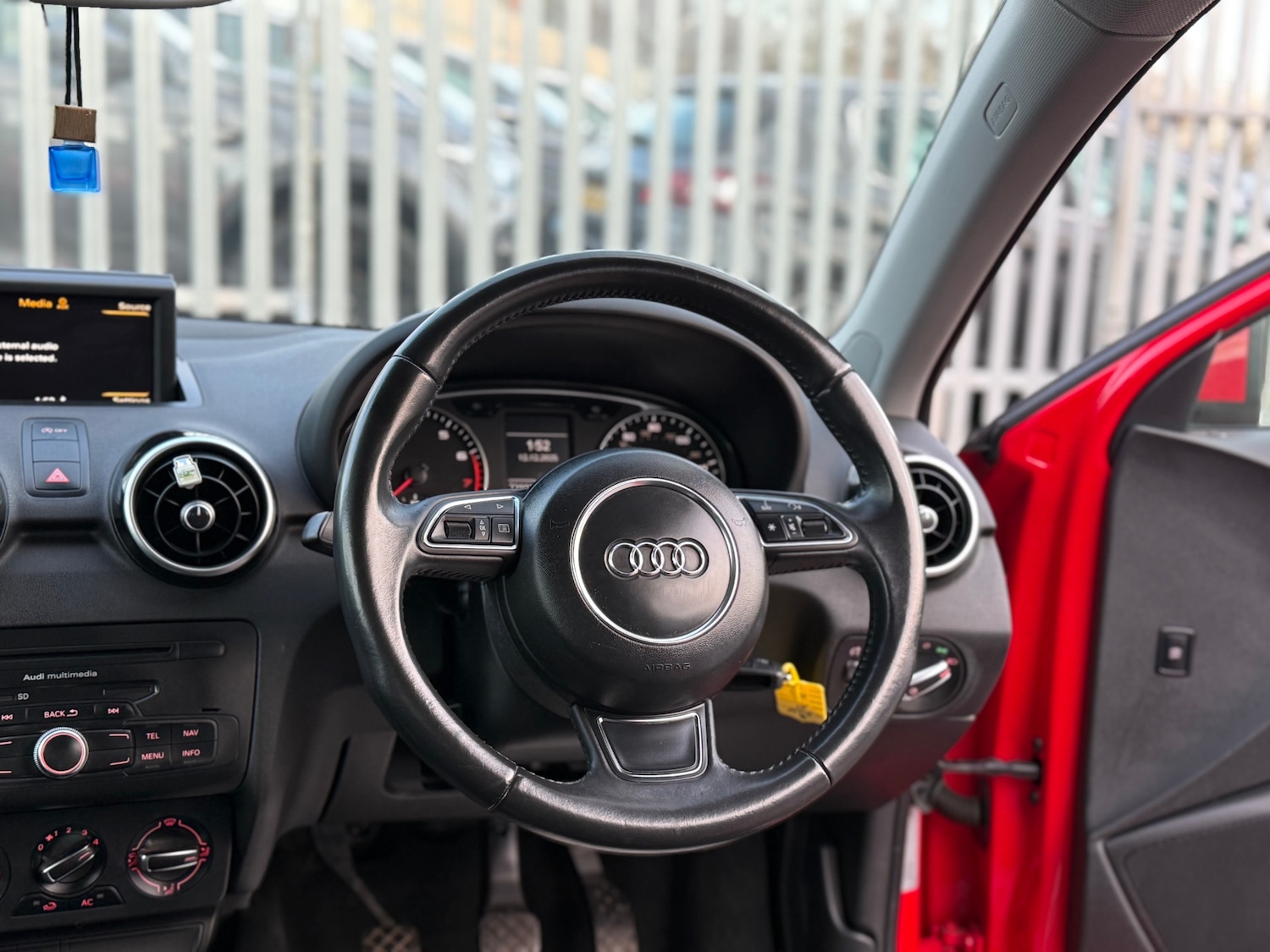 Used Audi A1 2014 for sale - 76959900: Photo 9