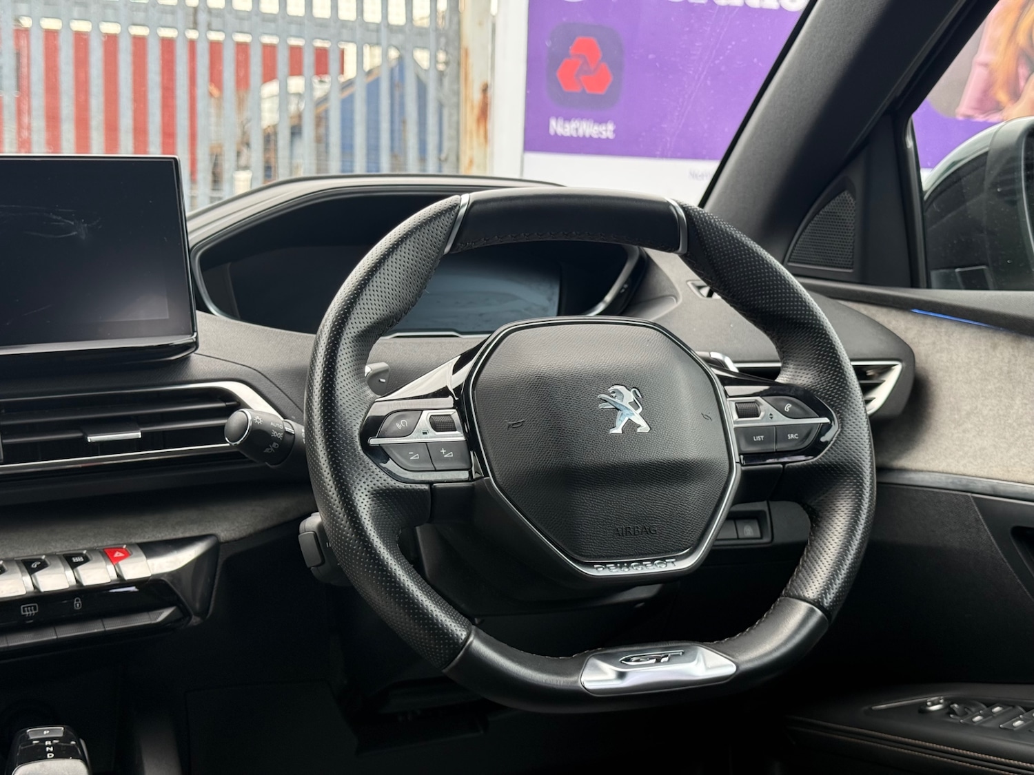 Used Peugeot 5008 2023 for sale - 76129119: Photo 16
