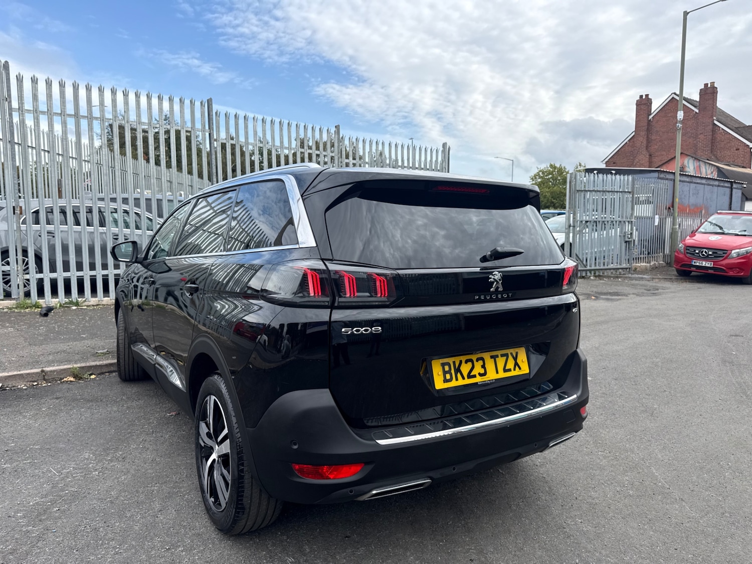 Used Peugeot 5008 2023 for sale - 76129119: Photo 29