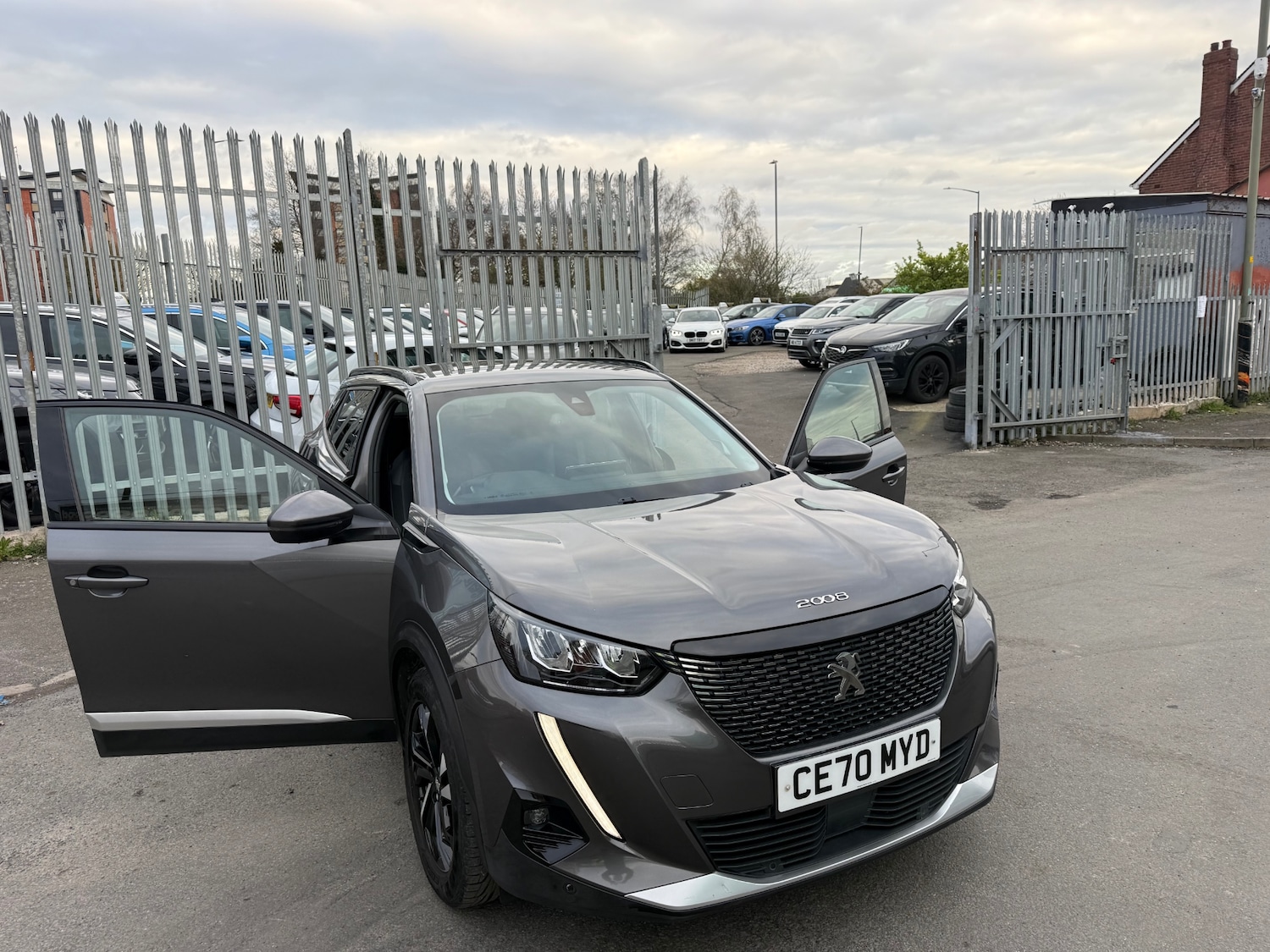 Used Peugeot 2008 2020 for sale - 78032141: Photo 9