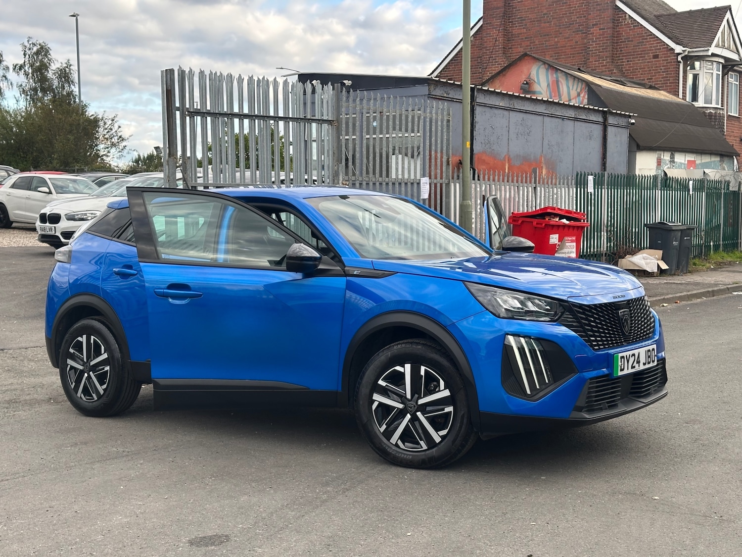Used Peugeot 2008 2024 for sale - 76055791: Photo 1