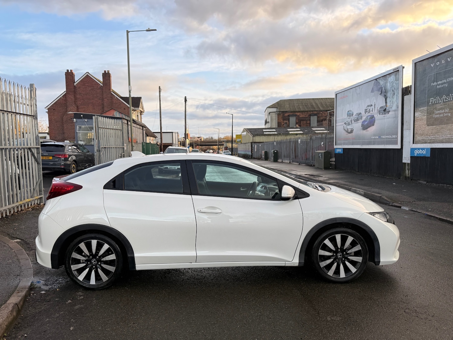 Used Honda Civic 2014 for sale - 77521703: Photo 10