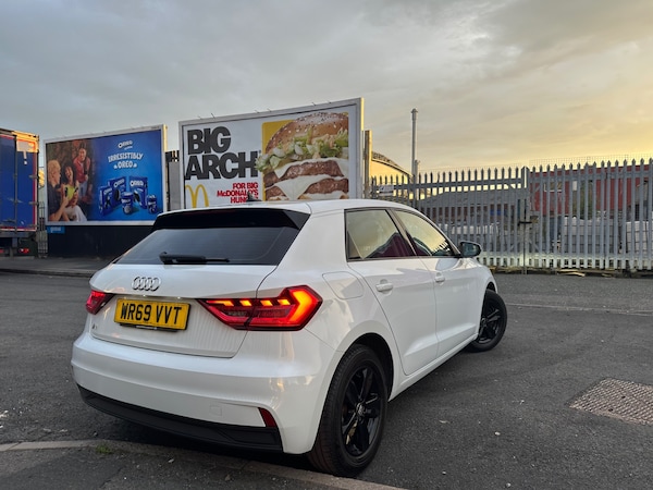 Used Audi A1 2019 for sale - 75058517: Photo 3