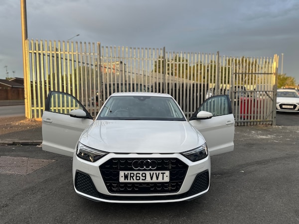Used Audi A1 2019 for sale - 75058517: Photo 8