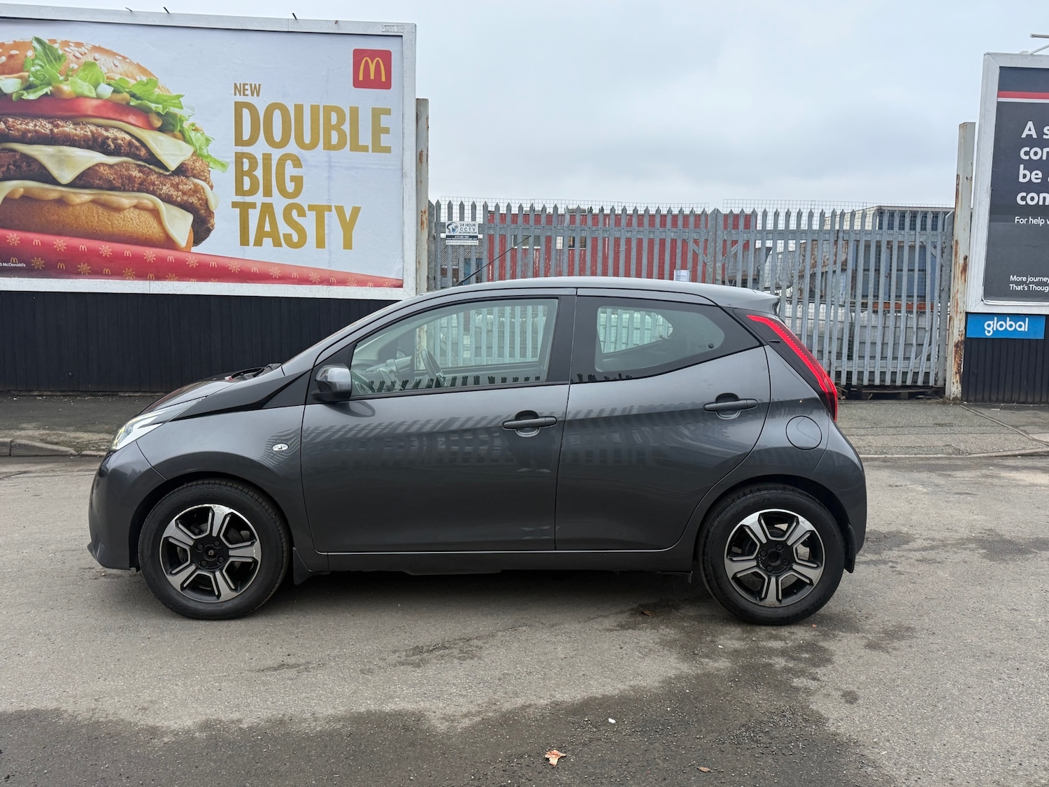Used Toyota AYGO 2021 for sale - 77034708: Photo 23