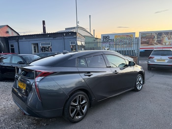 Used Toyota Prius undefined for sale - 79593674: Photo