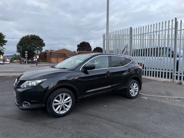 Used Nissan Qashqai 2015 for sale - 75587527: Photo 4