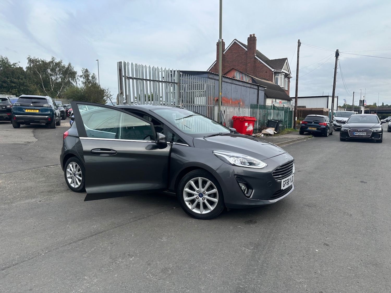 Used Ford Fiesta 2018 for sale - 76184046: Photo 1