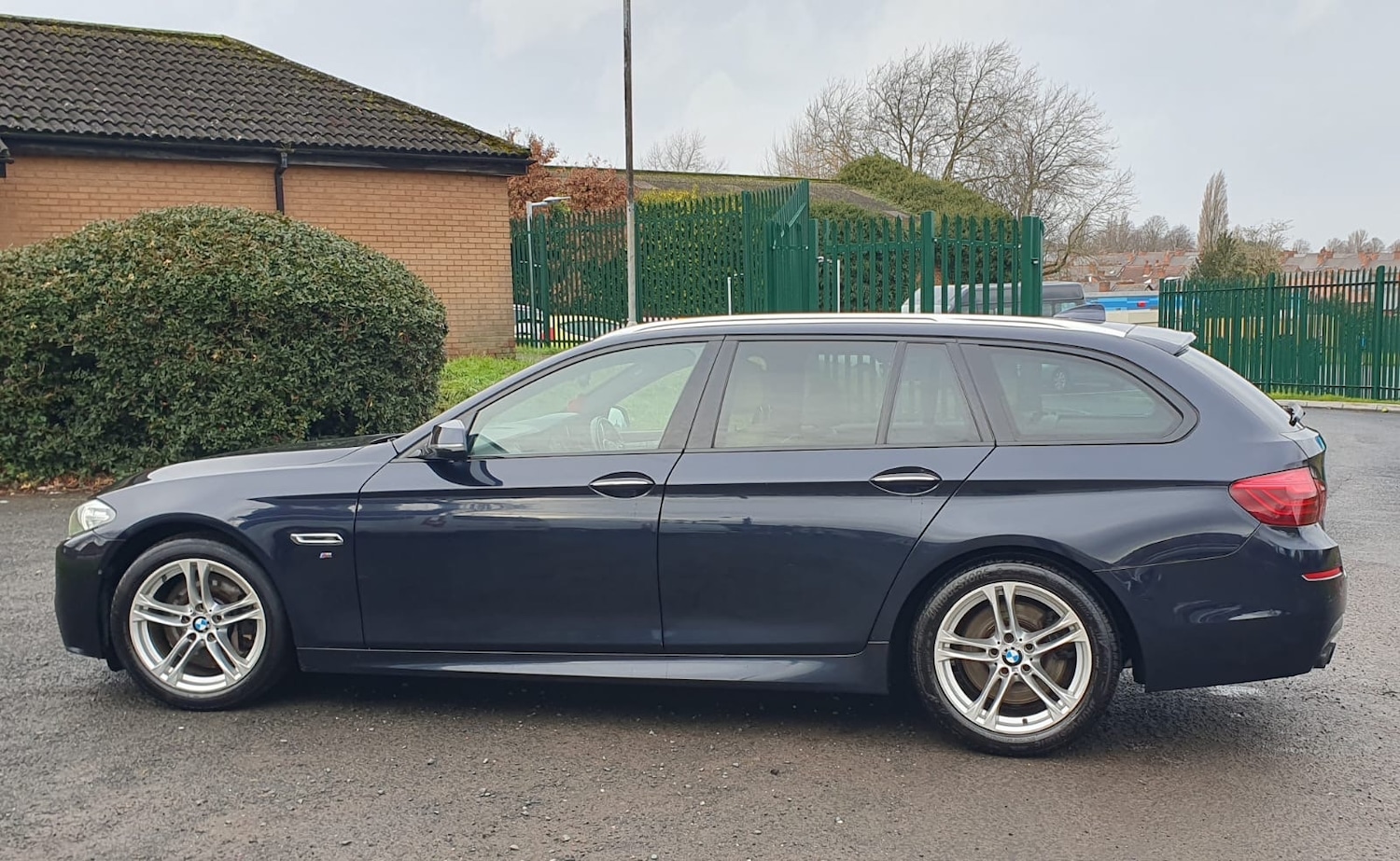 Used BMW 5 Series 2014 for sale - 76720150: Photo 3