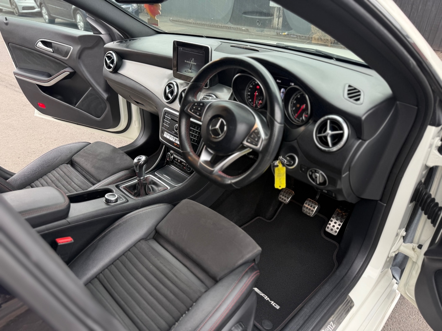 Used Mercedes-Benz CLA 2017 for sale - 76302154: Photo 17