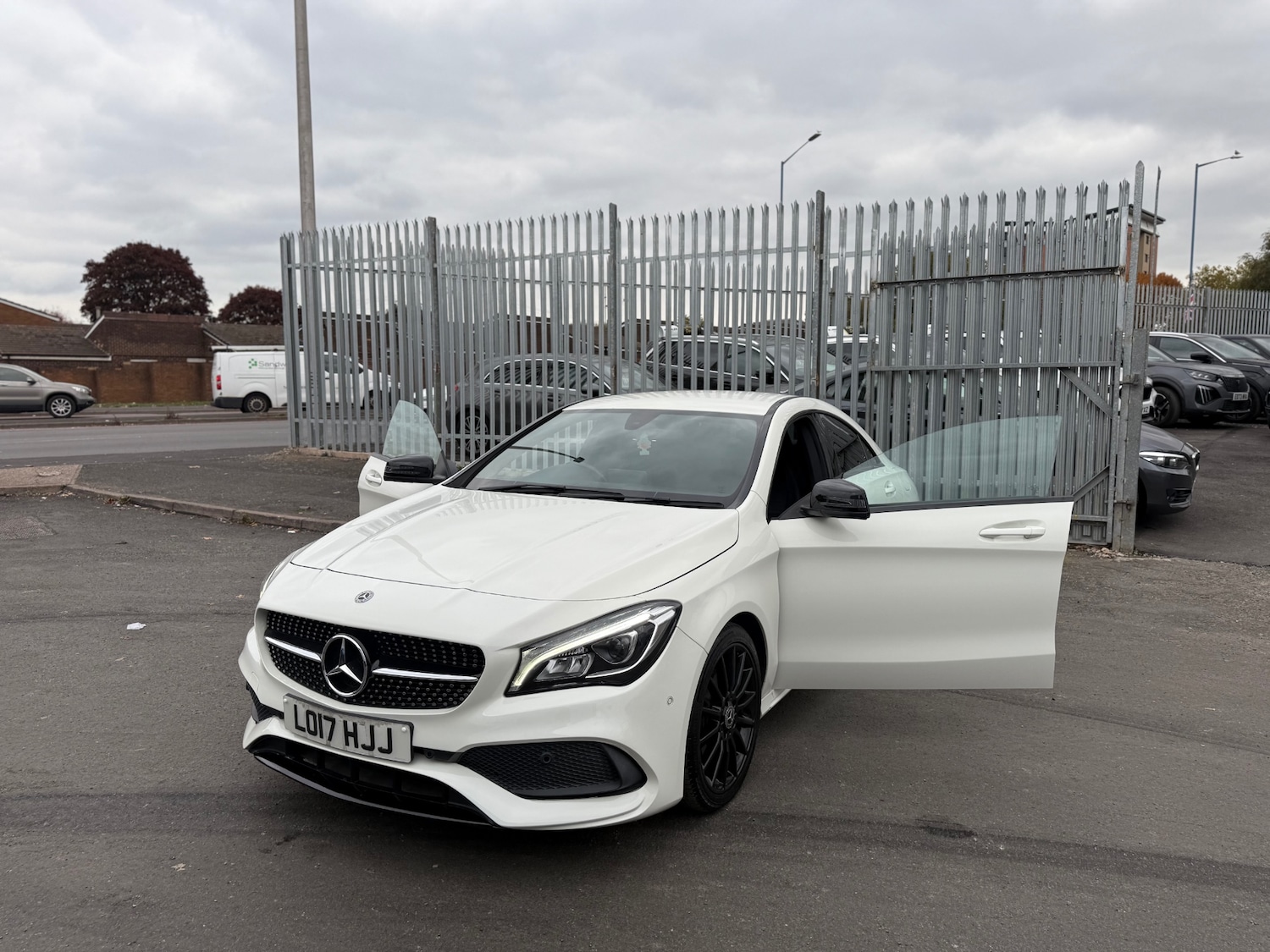 Used Mercedes-Benz CLA 2017 for sale - 76302154: Photo 4