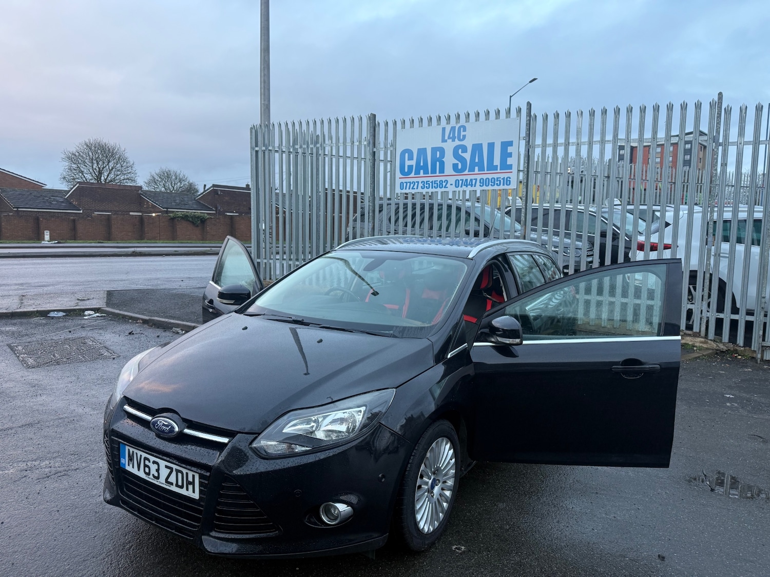 Used Ford Focus 2013 for sale - 77605292: Photo 2