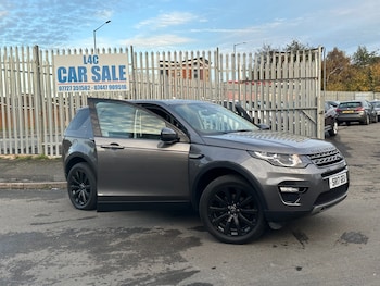 Used Land Rover Discovery Sport 2017 for sale - 76577321: Photo