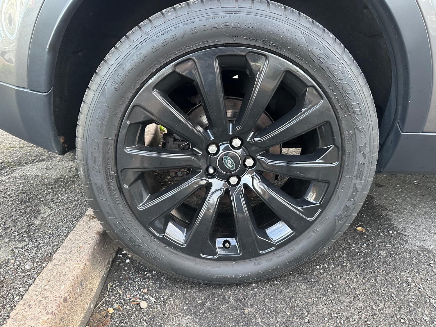 Used Land Rover Discovery Sport 2017 for sale - 76577321: Photo 23