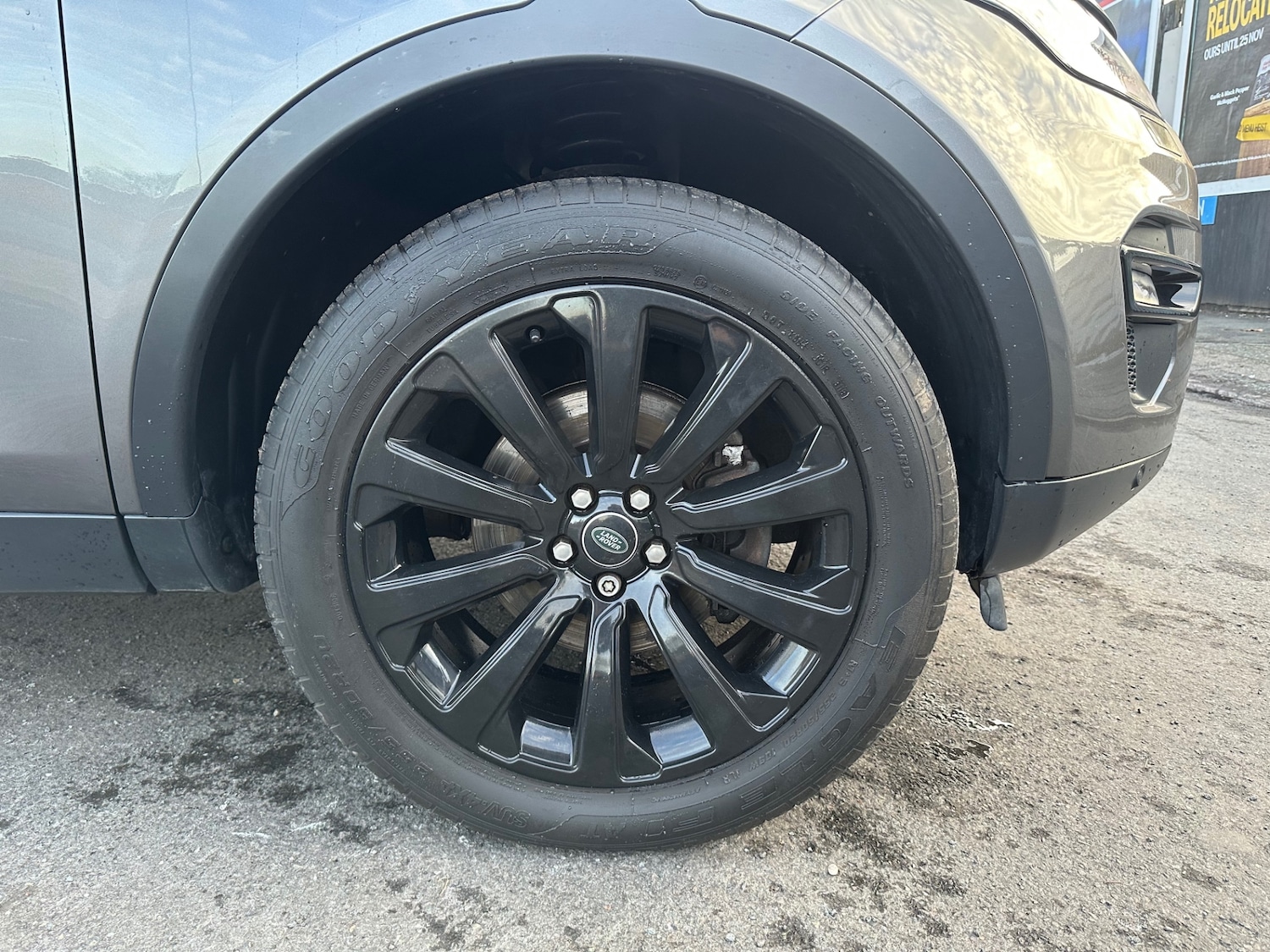 Used Land Rover Discovery Sport 2017 for sale - 76577321: Photo 25