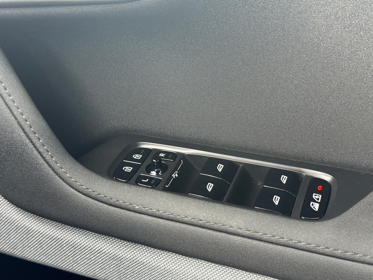 Used Polestar Polestar 2 2022 for sale - 76130341: Photo 18