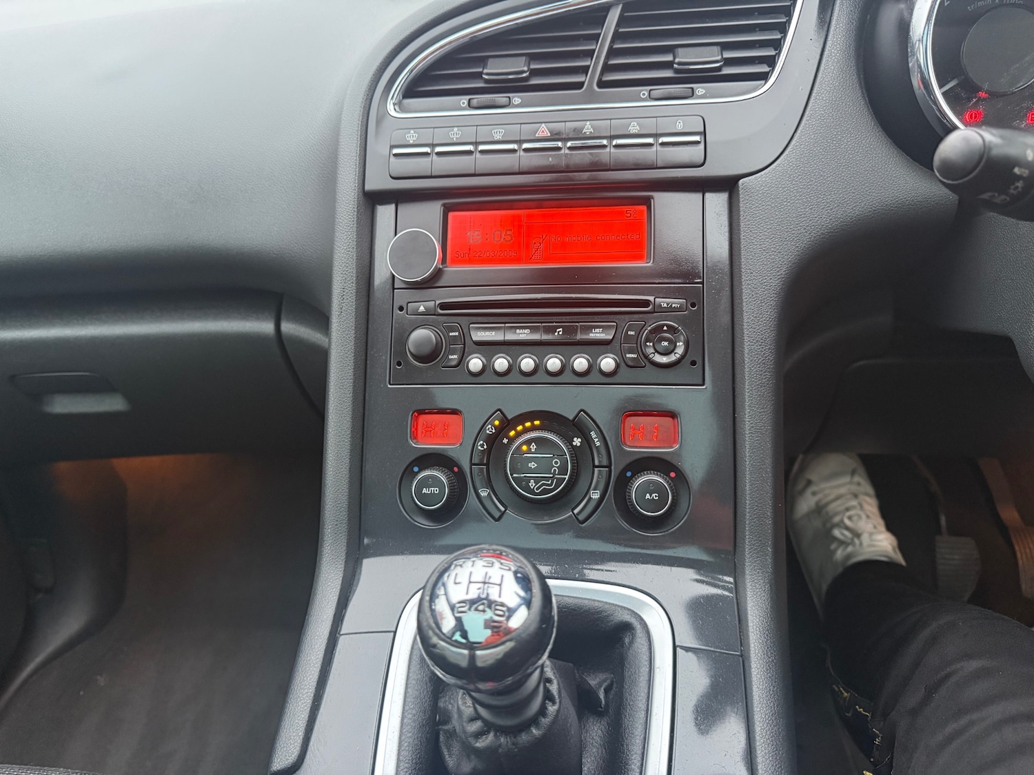 Used Peugeot 5008 2010 for sale - 77168482: Photo 23