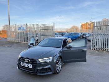 Used Audi A3 2017 for sale - 77656617: Photo