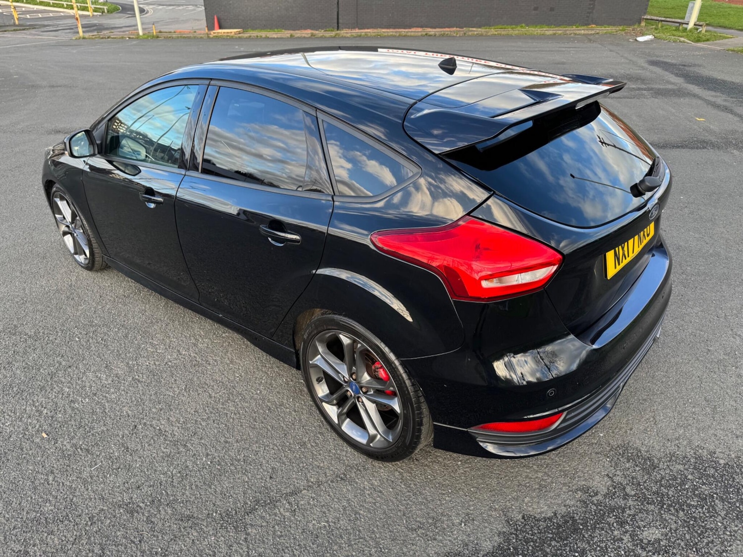 Used Ford Focus 2017 for sale - 77050109: Photo 2