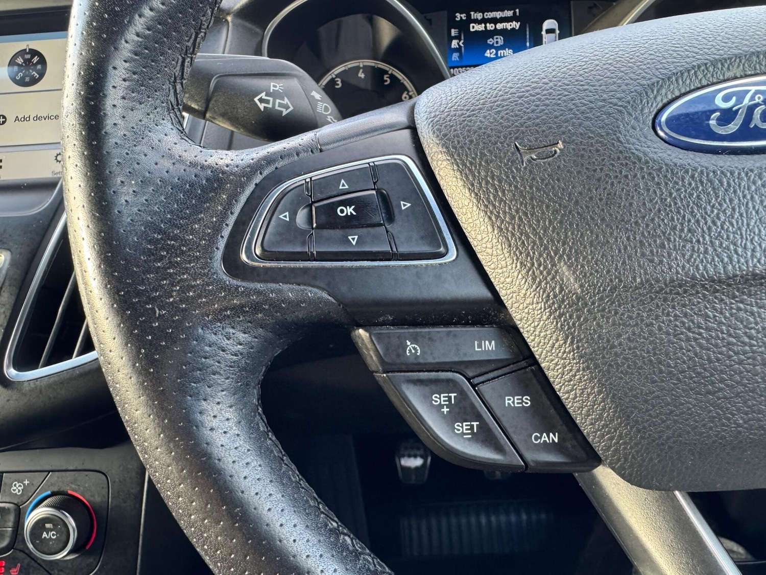 Used Ford Focus 2017 for sale - 77050109: Photo 26