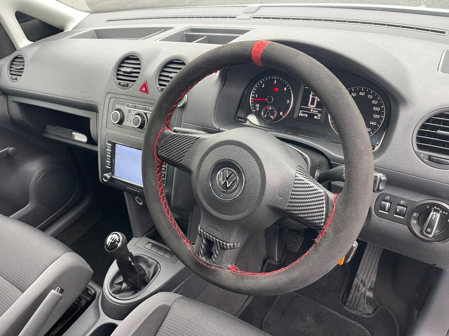 Used Volkswagen Caddy 2015 for sale - 76997504: Photo 9