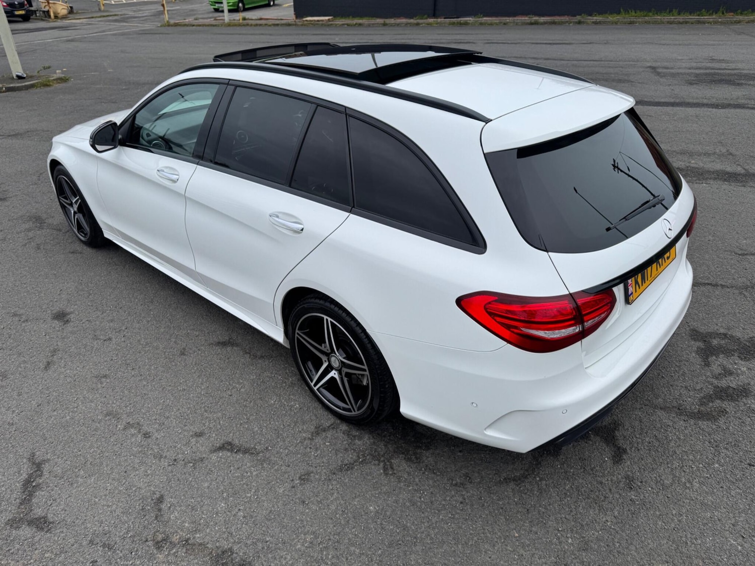 Used Mercedes-Benz C Class 2017 for sale - 78072288: Photo 2