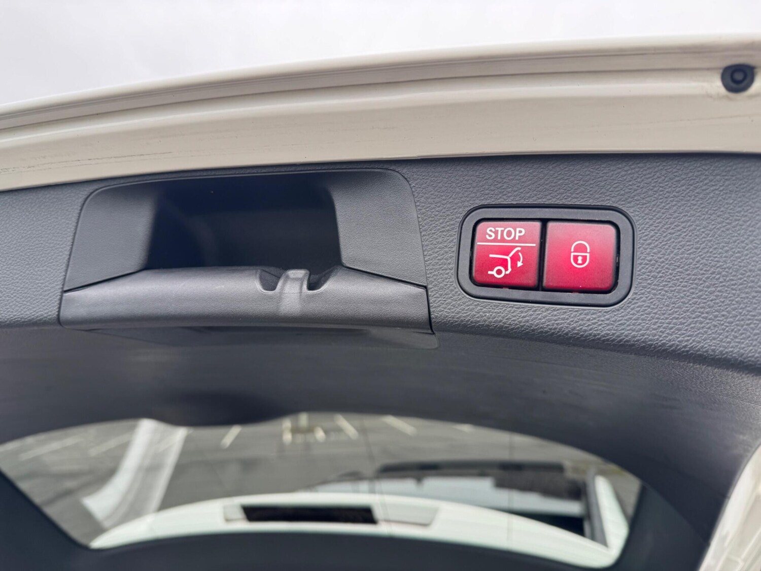 Used Mercedes-Benz C Class 2017 for sale - 78072288: Photo 28