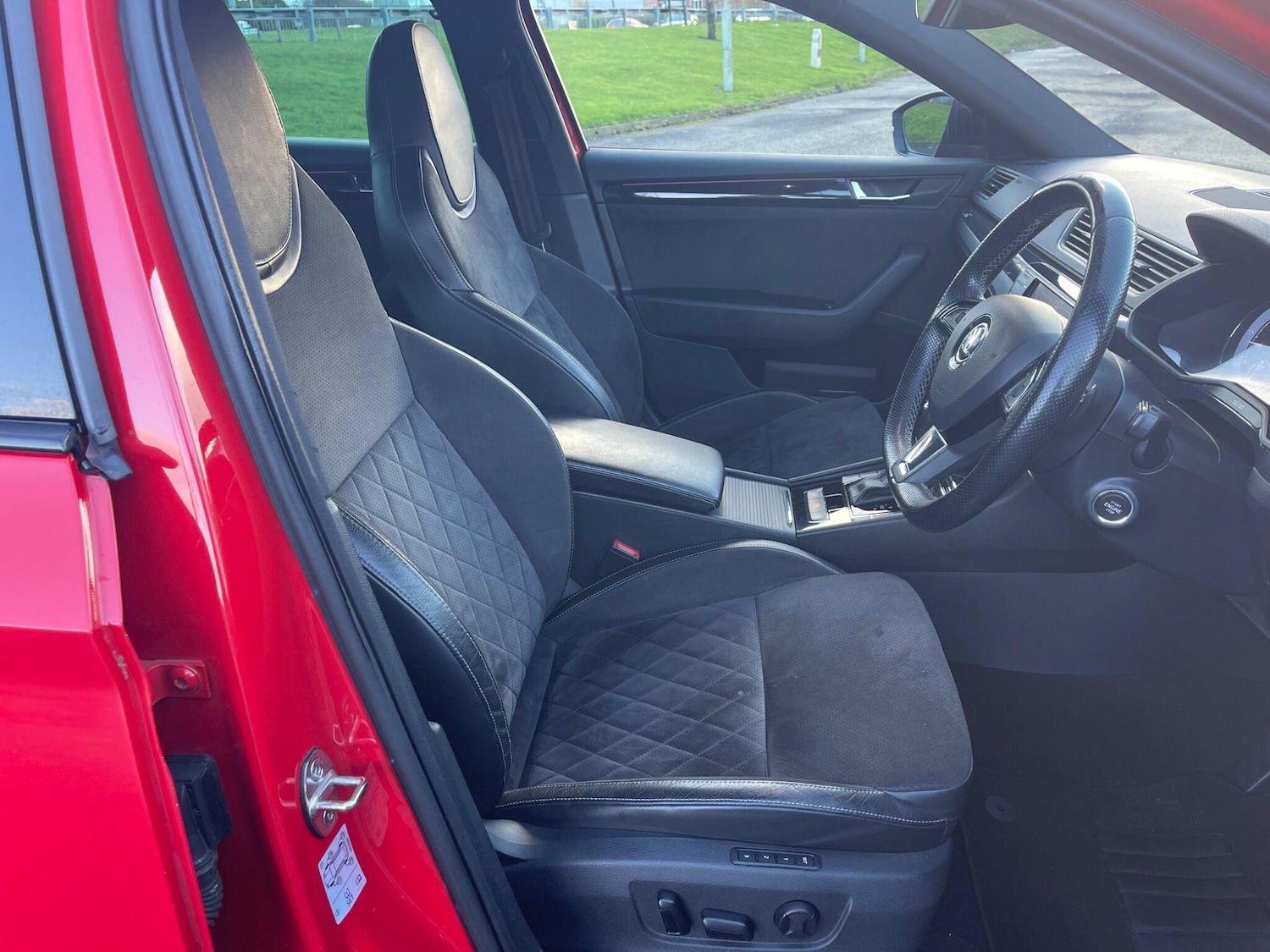 Used Skoda Superb 2017 for sale - 76759514: Photo 12