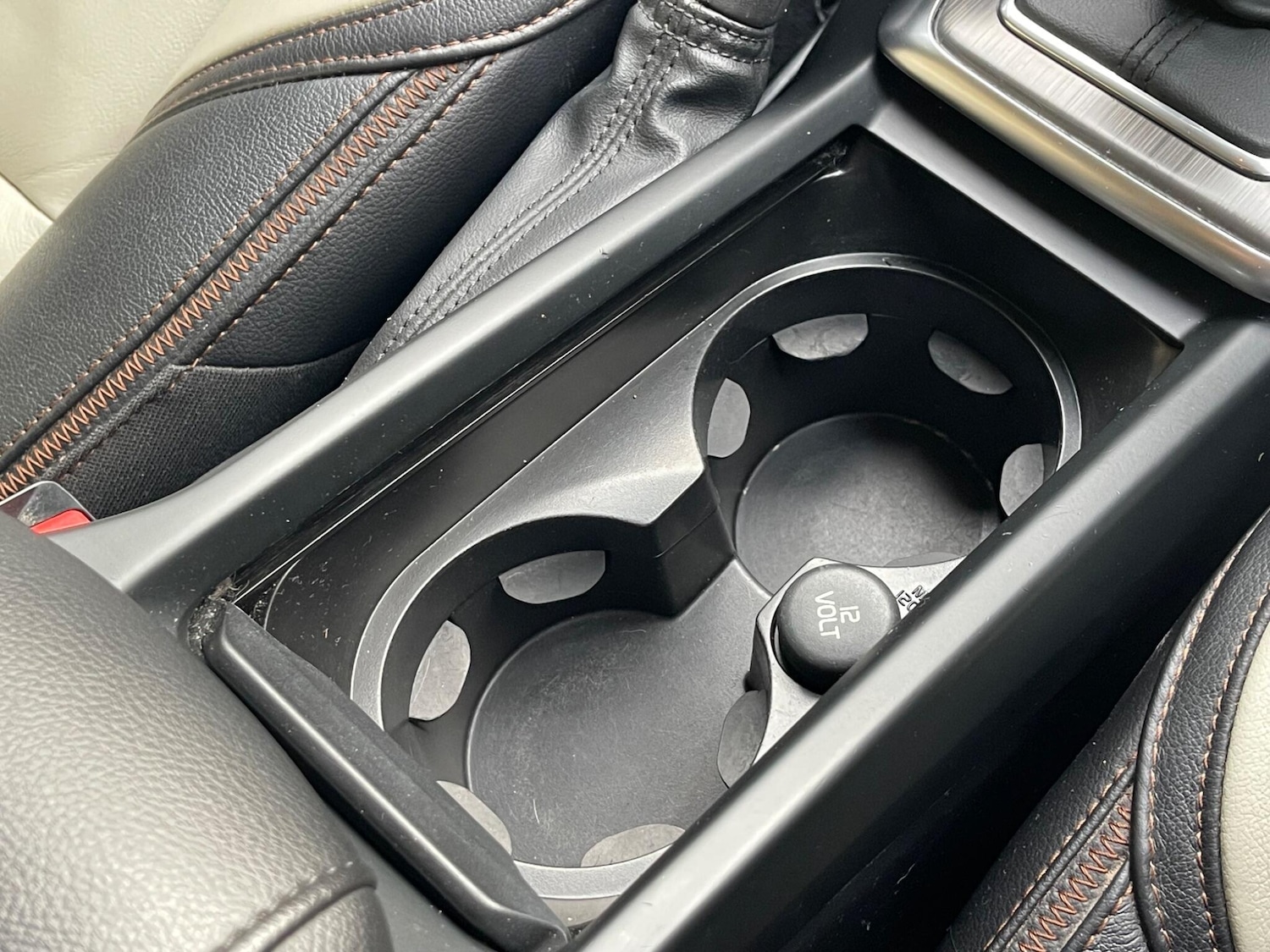 Used Volvo V40 2014 for sale - 76657284: Photo 17