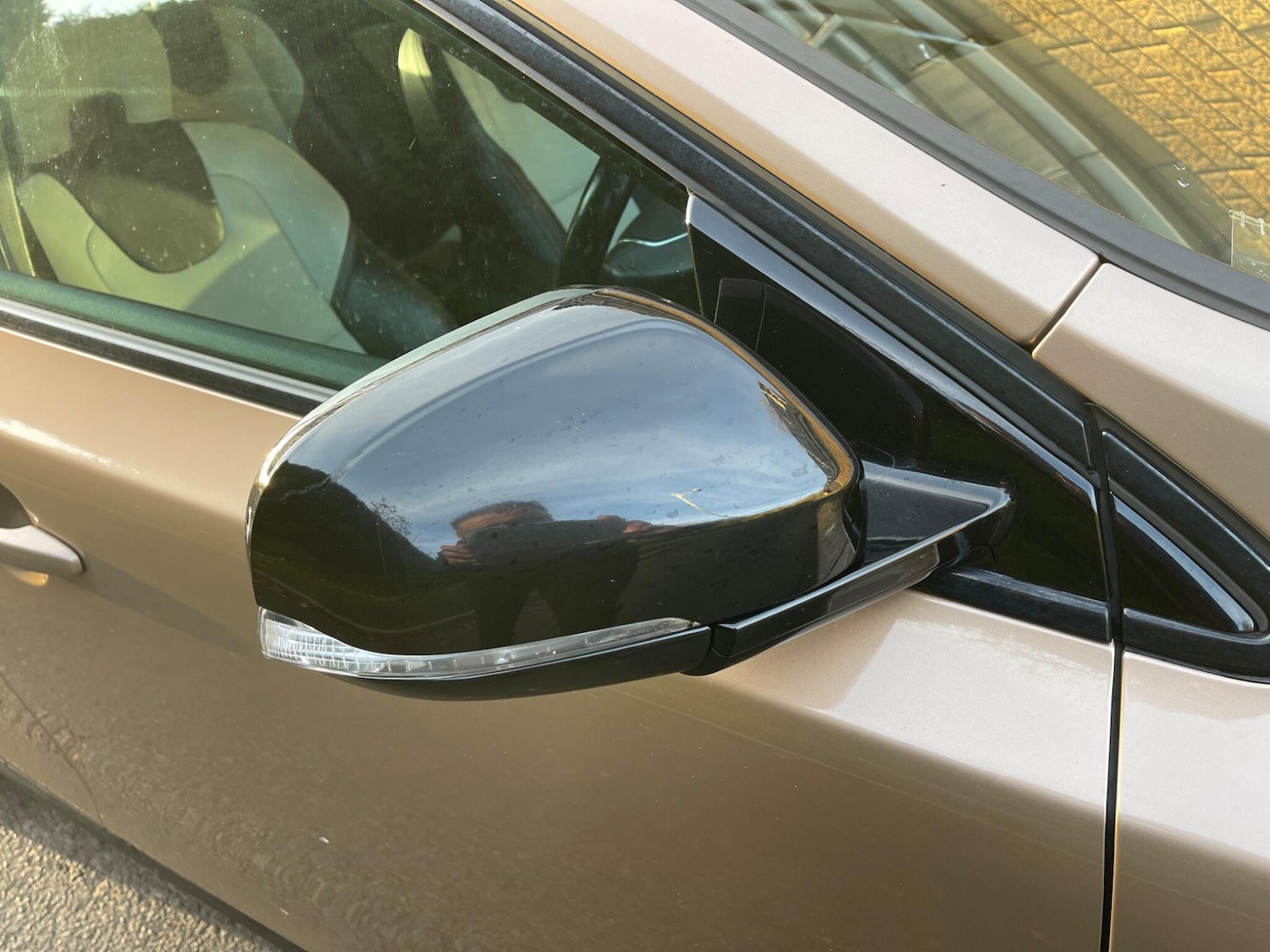 Used Volvo V40 2014 for sale - 76657284: Photo 24