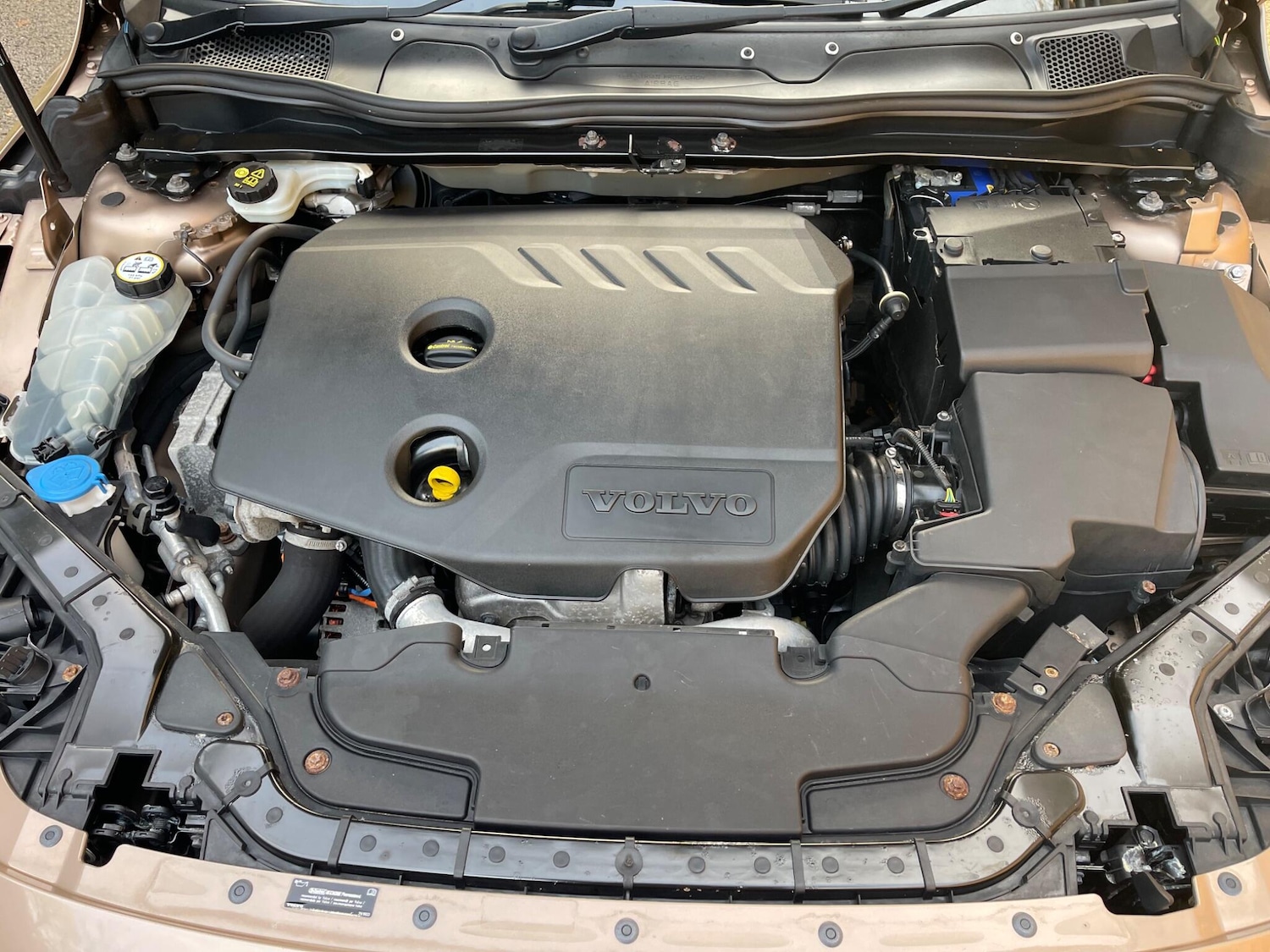 Used Volvo V40 2014 for sale - 76657284: Photo 29