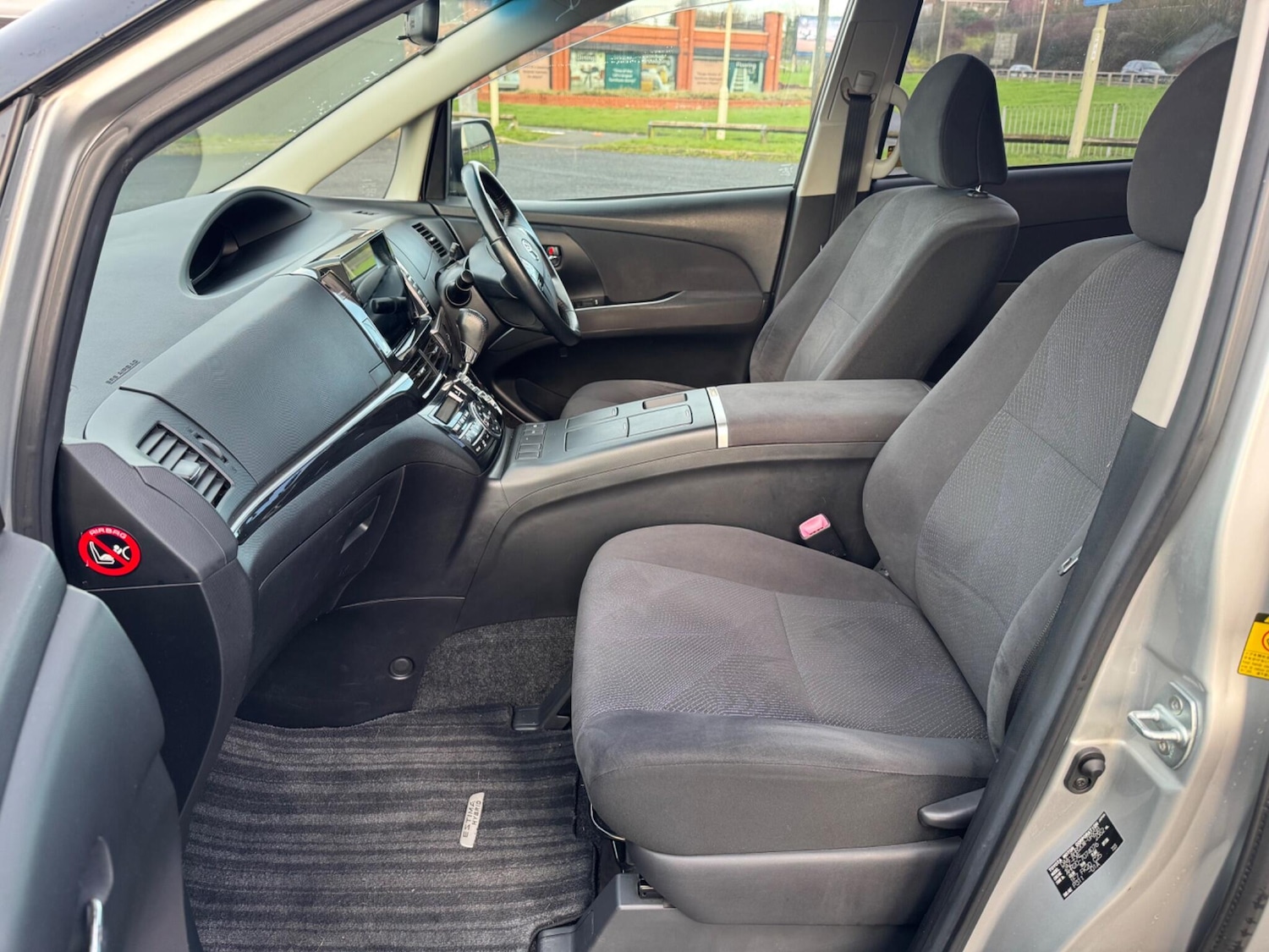 Used Toyota Estima 2025 for sale - 76964442: Photo 15